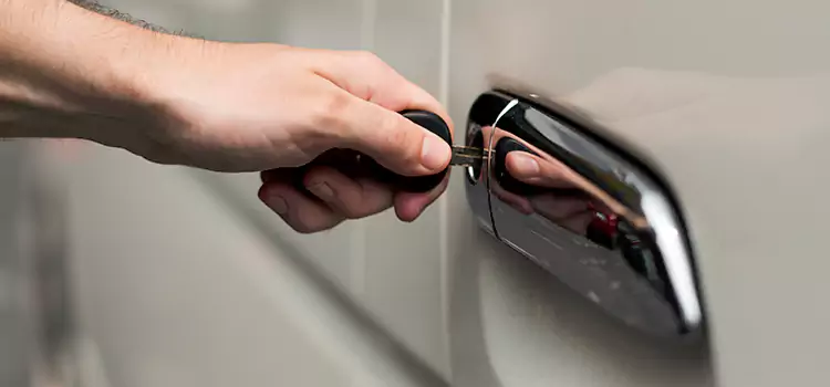 Why Choose Our Auto Locksmith Team in Framingham, MA?